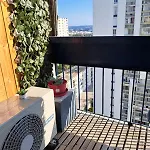 - Clim - Wifi -cuisine Privatif - Parking Privé - Salle De Bain Commune- Balcon *