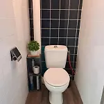 Daire - Clim - Wifi -cuisine Privatif - Parking Prive - Salle De Bain Commune- Balcon