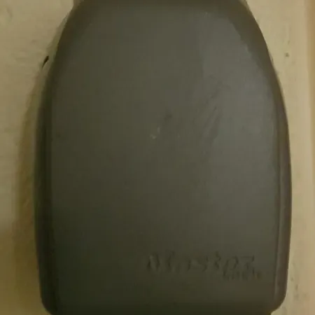 Apartment - Clim - Wifi -cuisine Privatif - Parking Prive - Salle De Bain Commune- Balcon