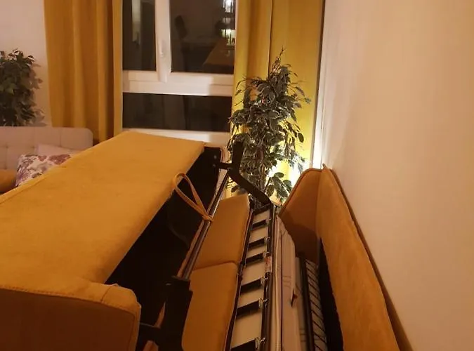 - Clim - Wifi -cuisine Privatif - Parking Prive - Salle De Bain Commune- Balcon Daire Nîmes