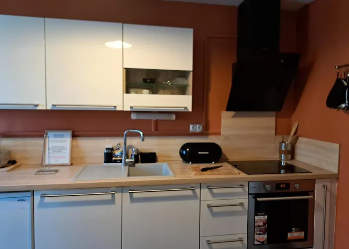 Daire - Clim - Wifi -cuisine Privatif - Parking Prive - Salle De Bain Commune- Balcon *